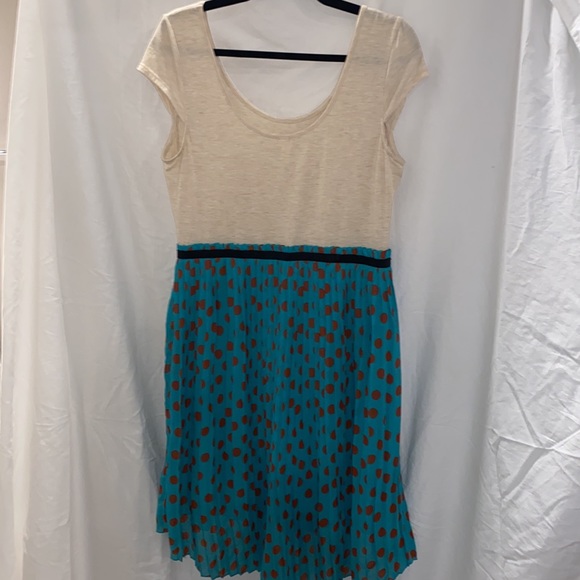 ✨Polka Dot Dress - Picture 2 of 5